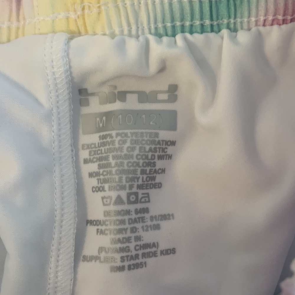 Shorts - Picture 4 of 8